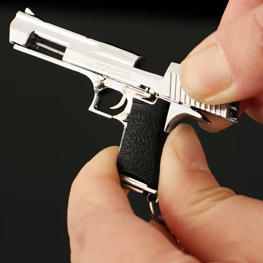 Desert Eagle Mini Metal Gun 6.6CM  Keychain Zinc Alloy Gun Toy Metal